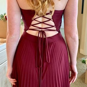 Camille la Vie Chiffon Lace-Up Pleated Dress Sz.8